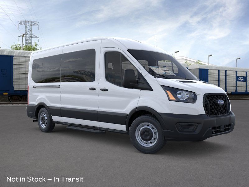 Ford Transit Passenger Wagon Vehicle Image 07
