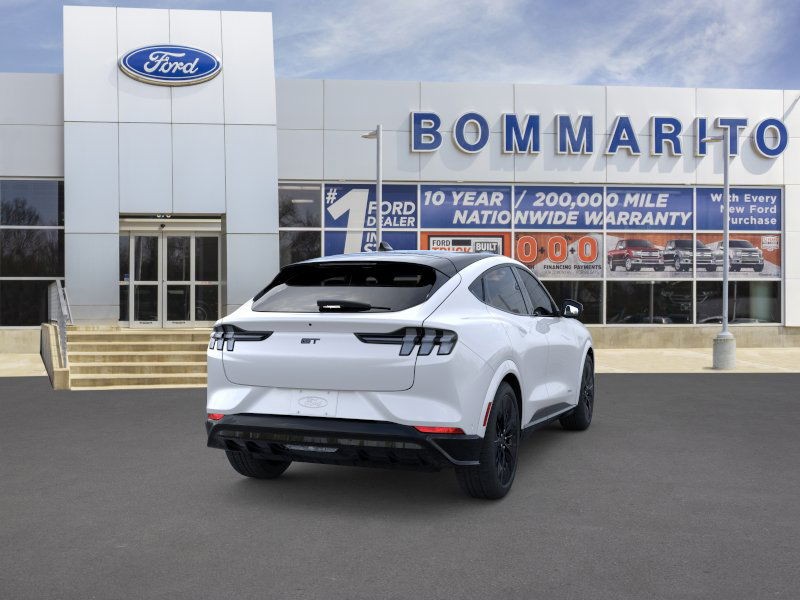 Ford Mustang Mach-E Vehicle Full-screen Gallery Image 8