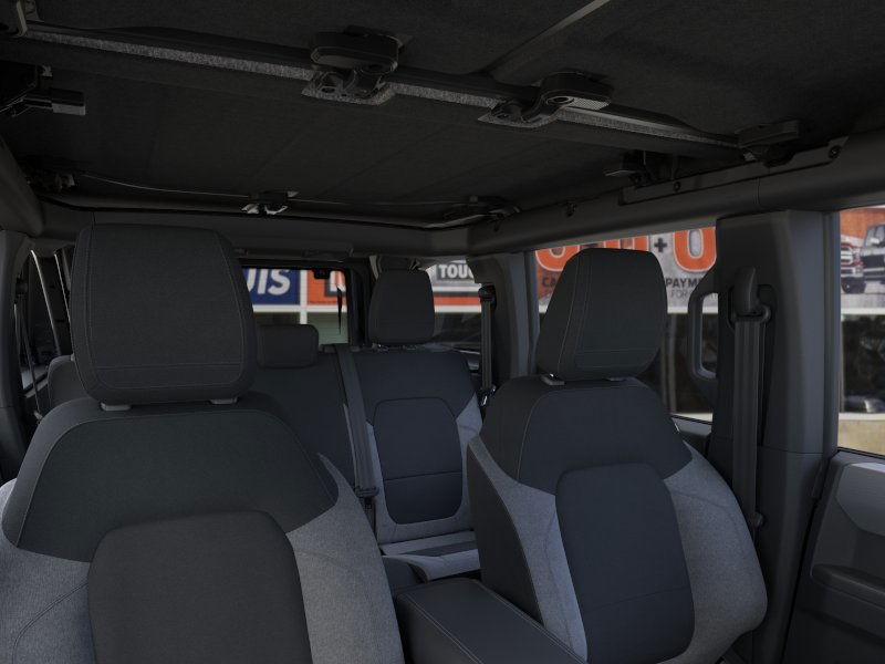 Ford Bronco Vehicle Image 12