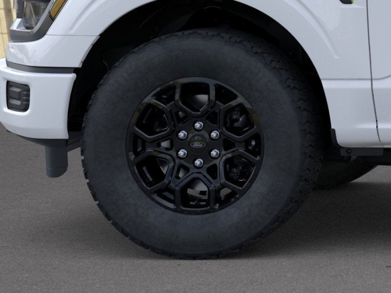 Ford F-150 Vehicle Full-screen Gallery Image 19