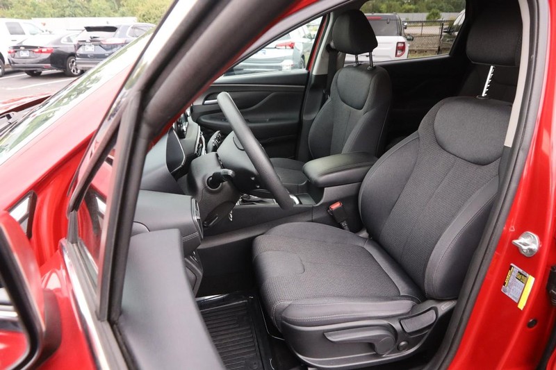 Hyundai Santa Fe Vehicle Image 26