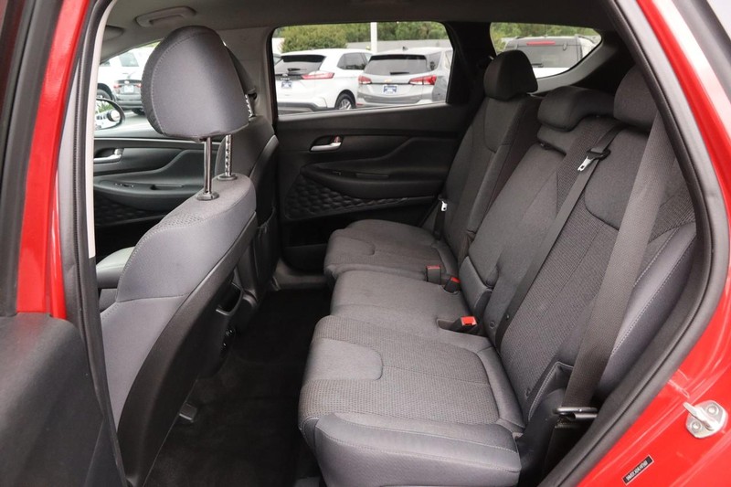 Hyundai Santa Fe Vehicle Image 27