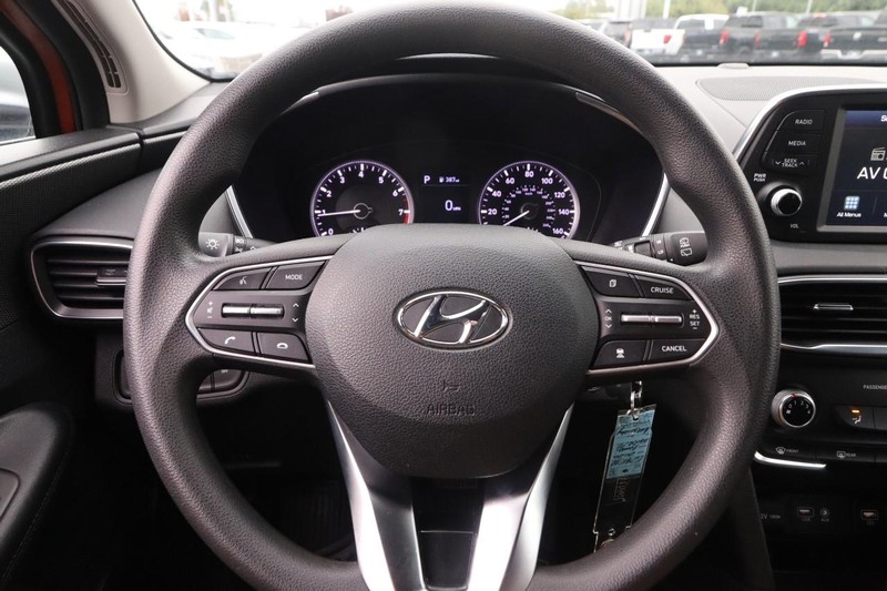 Hyundai Santa Fe Vehicle Image 28
