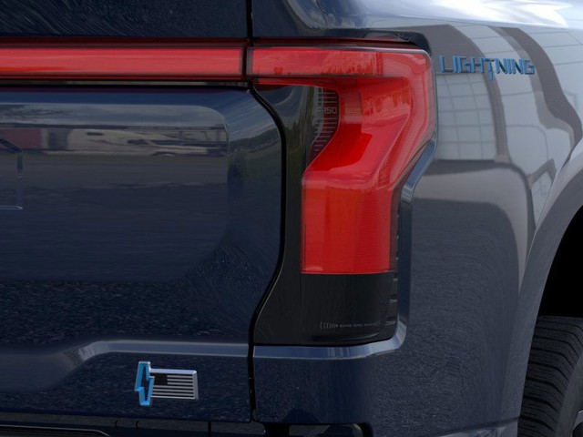 Ford F-150 Lightning Vehicle Image 21