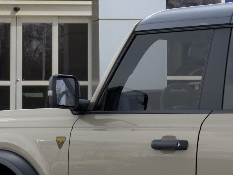 Ford Bronco Vehicle Image 22