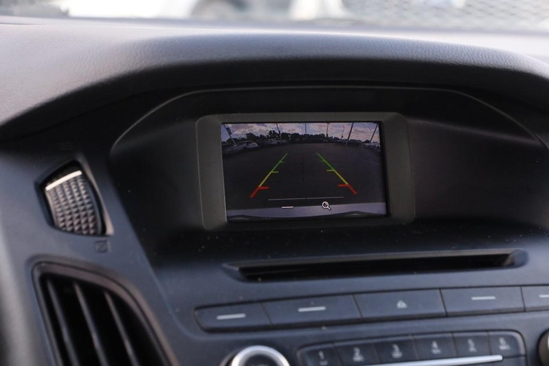 Ford Focus Vehicle Image 15