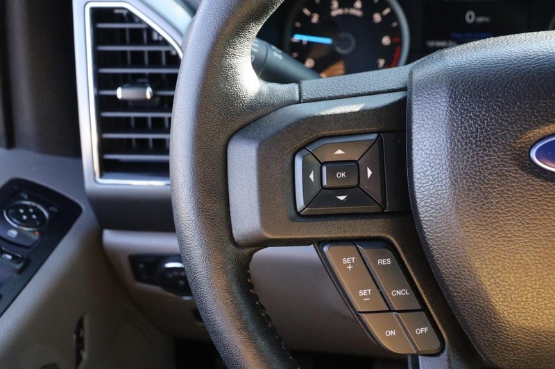 Ford F-150 Vehicle Image 11