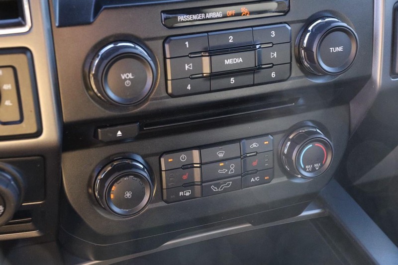 Ford F-150 Vehicle Image 16