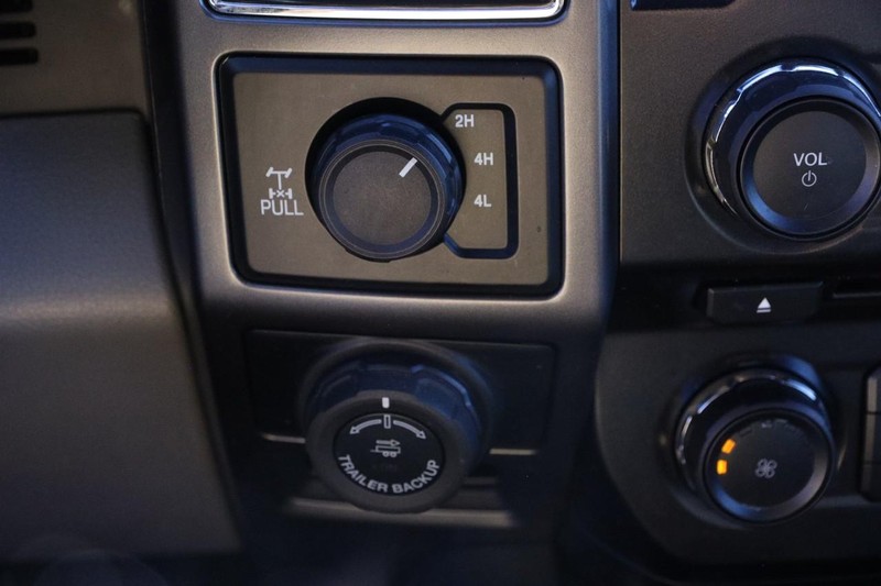 Ford F-150 Vehicle Image 17