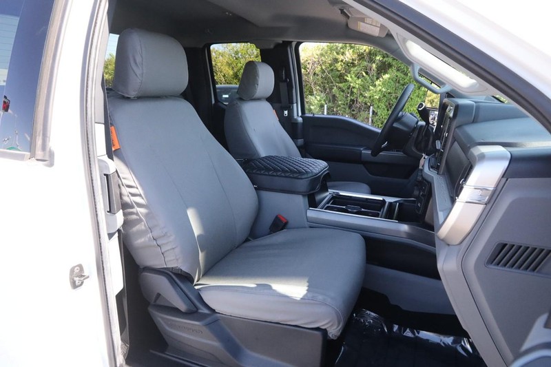 Ford Super Duty F-250 SRW Vehicle Image 24