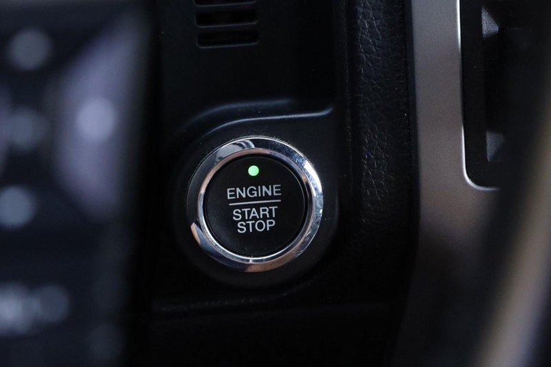 Ford Expedition Vehicle Image 17