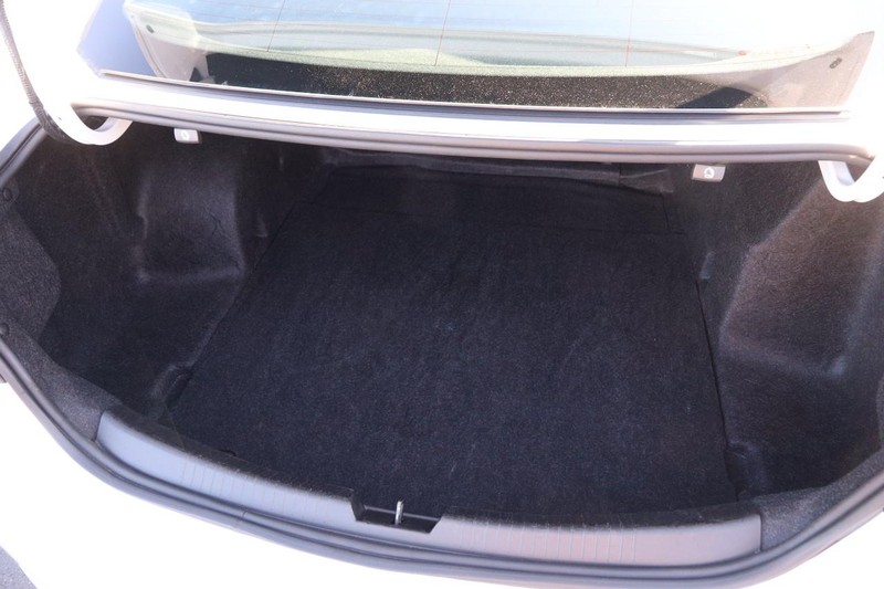 Chevrolet Malibu Vehicle Image 07