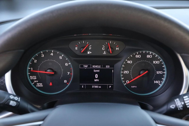 Chevrolet Malibu Vehicle Image 14
