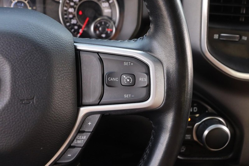 Ram 1500 Vehicle Image 12