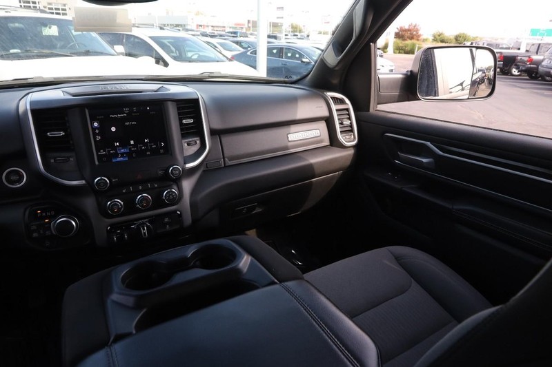 Ram 1500 Vehicle Image 24