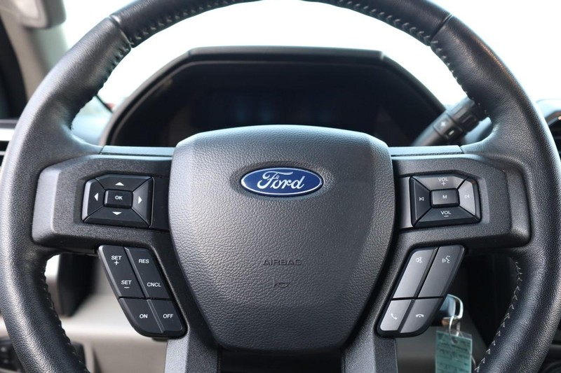 Ford F-150 Vehicle Image 09