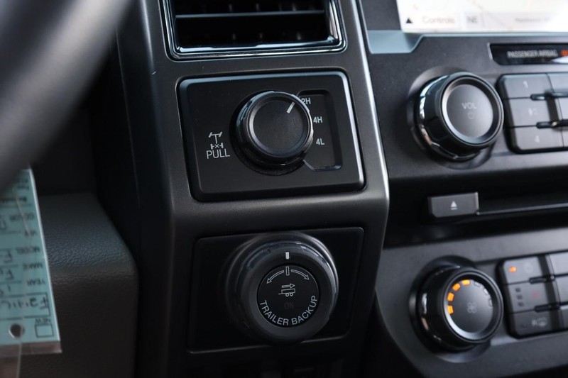 Ford F-150 Vehicle Image 16