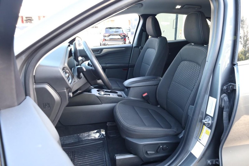 Ford Escape Vehicle Image 08