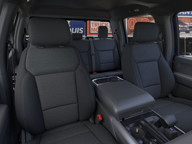 Ford F-150 Vehicle Full-screen Gallery Image 10