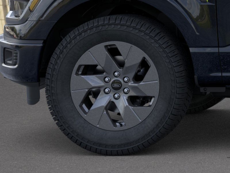 Ford F-150 Vehicle Full-screen Gallery Image 19