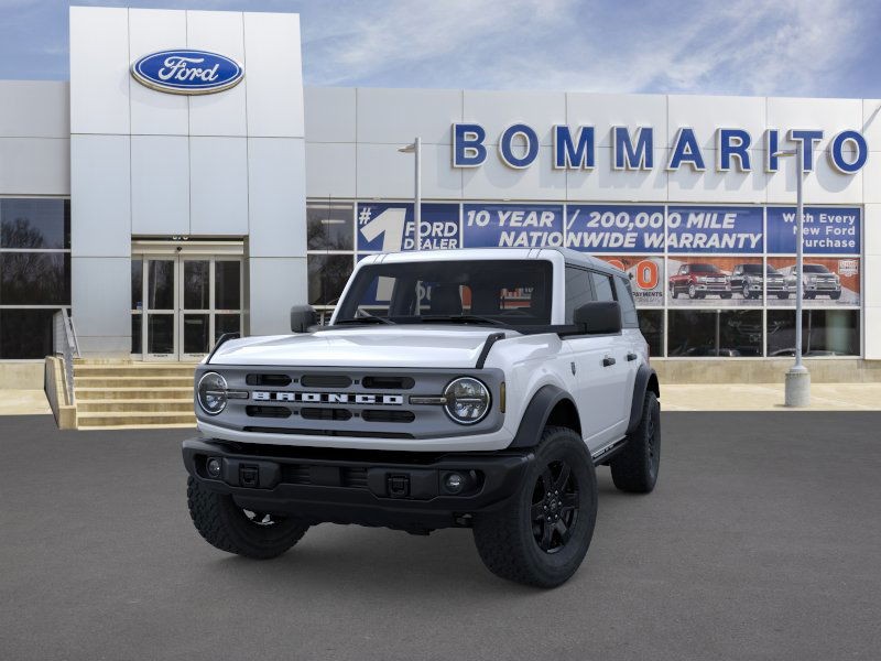 Ford Bronco Vehicle Full-screen Gallery Image 2