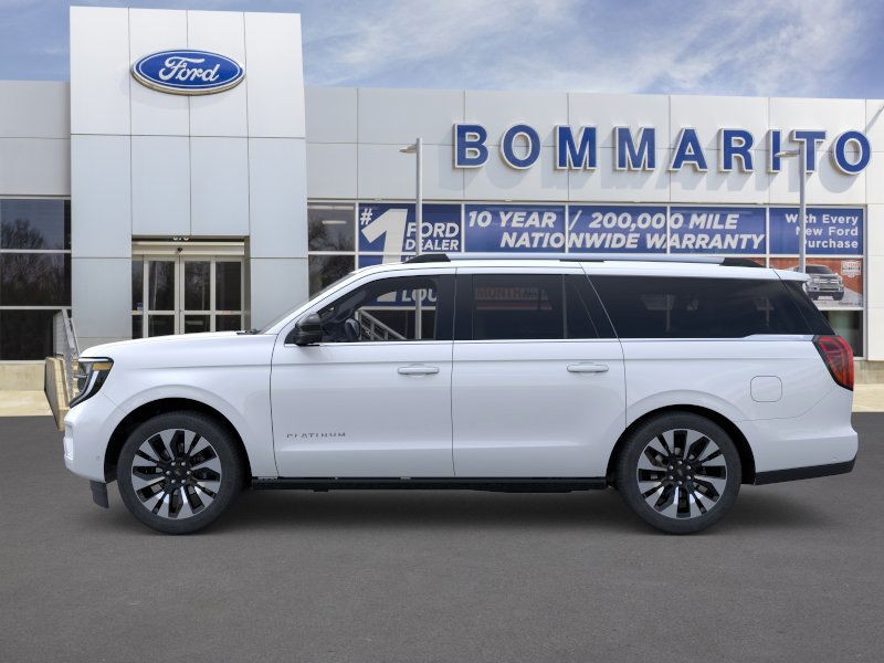 Ford Expedition Max Vehicle Full-screen Gallery Image 3