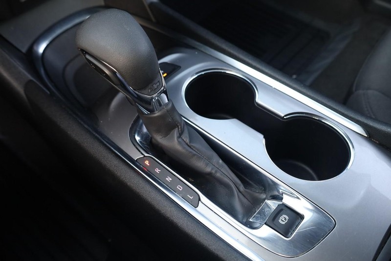 Chevrolet Malibu Vehicle Image 15