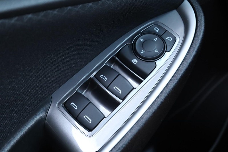 Chevrolet Malibu Vehicle Image 17