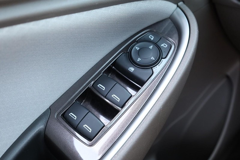 Chevrolet Malibu Vehicle Image 17