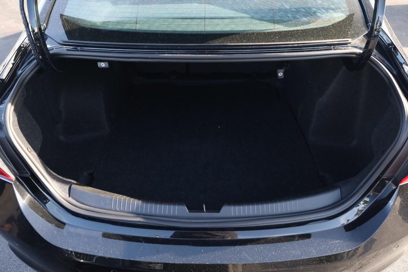 Chevrolet Malibu Vehicle Image 07