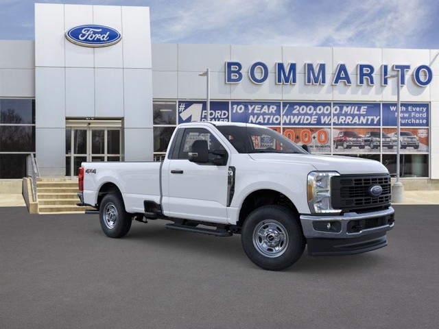Ford Super Duty F-250 SRW Vehicle Image 07