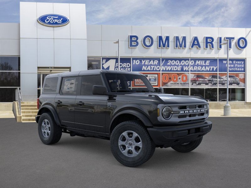 Ford Bronco Vehicle Full-screen Gallery Image 7