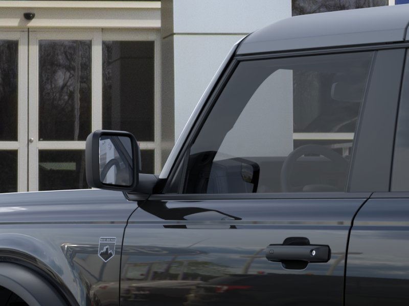 Ford Bronco Vehicle Full-screen Gallery Image 22