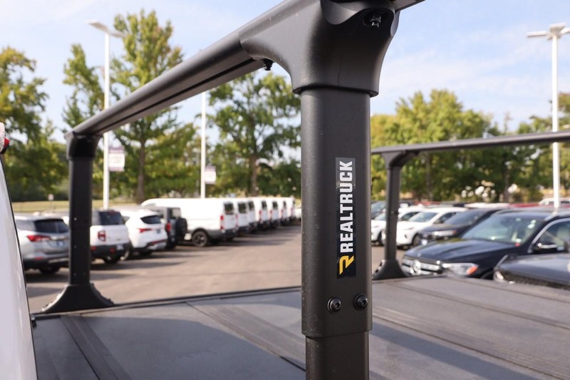 Ford Super Duty F-350 SRW Vehicle Image 08