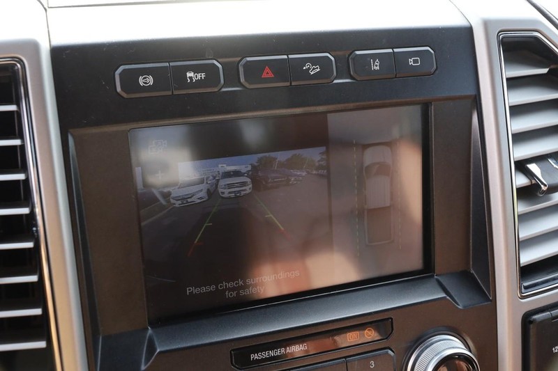 Ford Super Duty F-350 SRW Vehicle Image 19