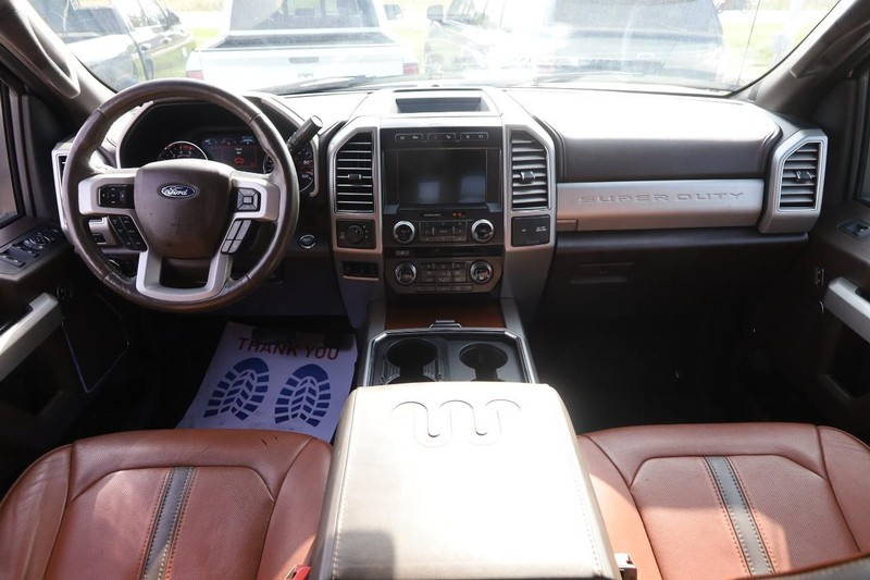Ford Super Duty F-350 SRW Vehicle Image 23