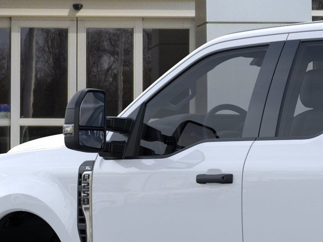 Ford Super Duty F-250 SRW Vehicle Image 20