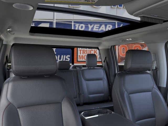 Ford Super Duty F-250 SRW Vehicle Image 22