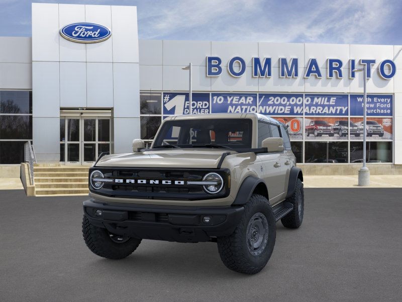 Ford Bronco Vehicle Full-screen Gallery Image 2