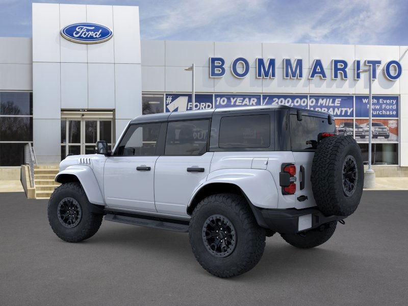 Ford Bronco Vehicle Full-screen Gallery Image 4