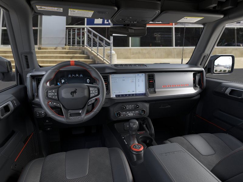 Ford Bronco Vehicle Full-screen Gallery Image 9