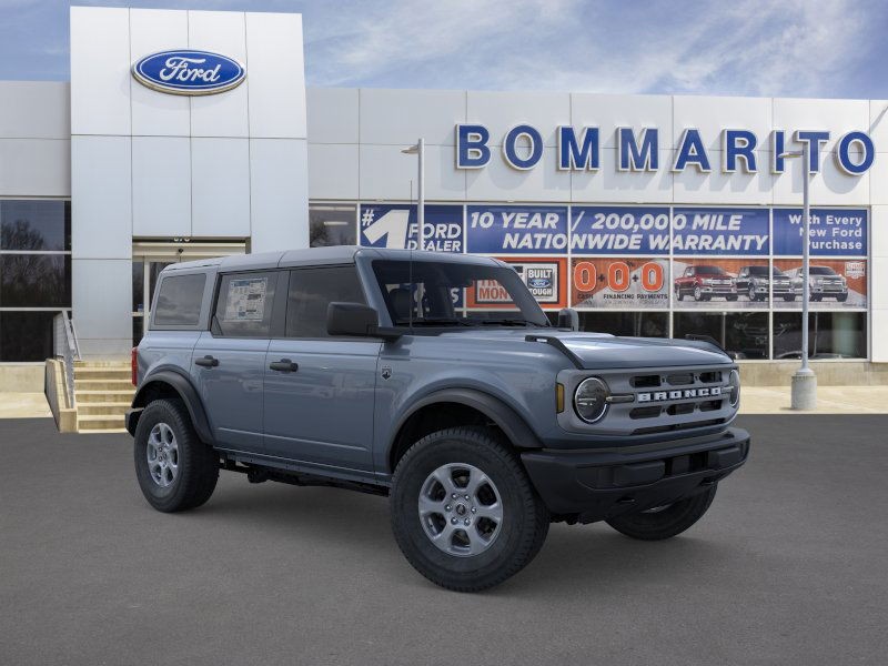 Ford Bronco Vehicle Full-screen Gallery Image 7