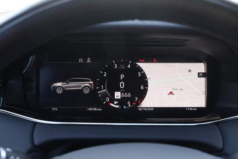 Land Rover Range Rover Evoque Vehicle Image 15