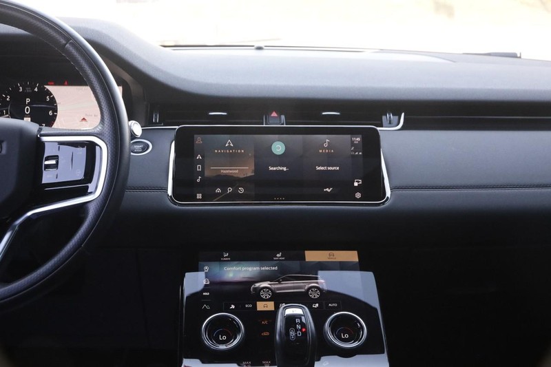 Land Rover Range Rover Evoque Vehicle Image 25