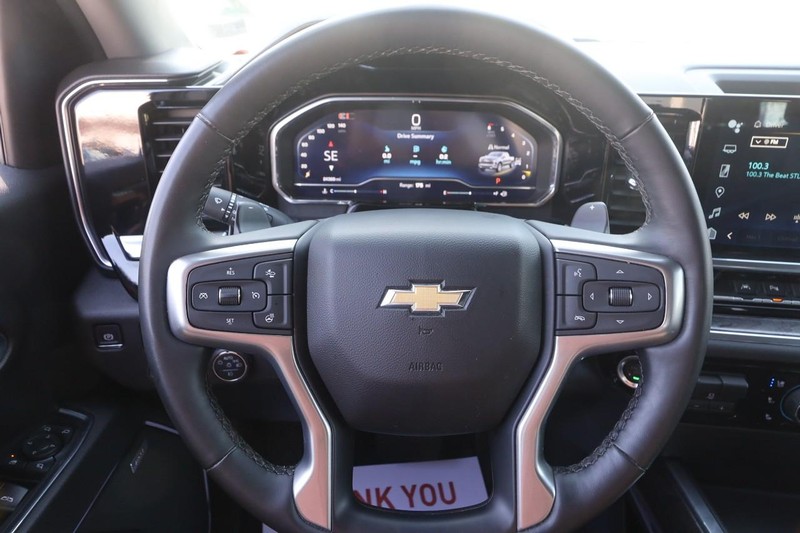 Chevrolet Silverado 1500 Vehicle Image 10