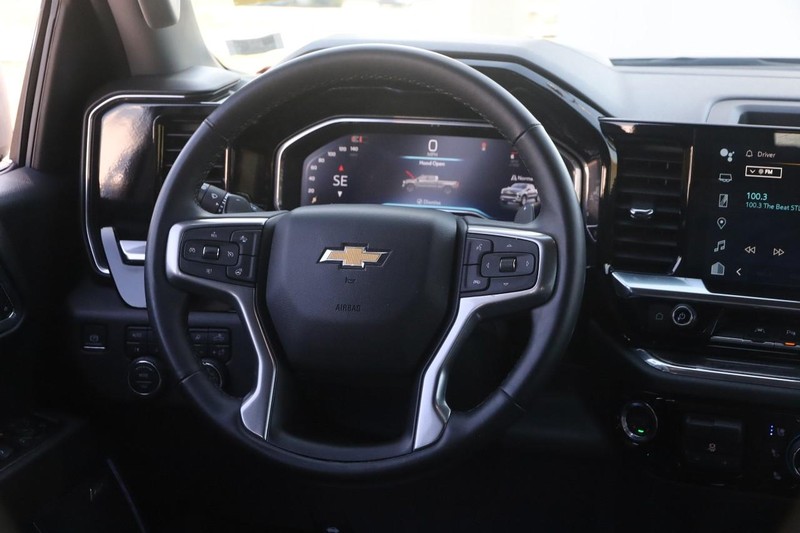 Chevrolet Silverado 1500 Vehicle Image 21