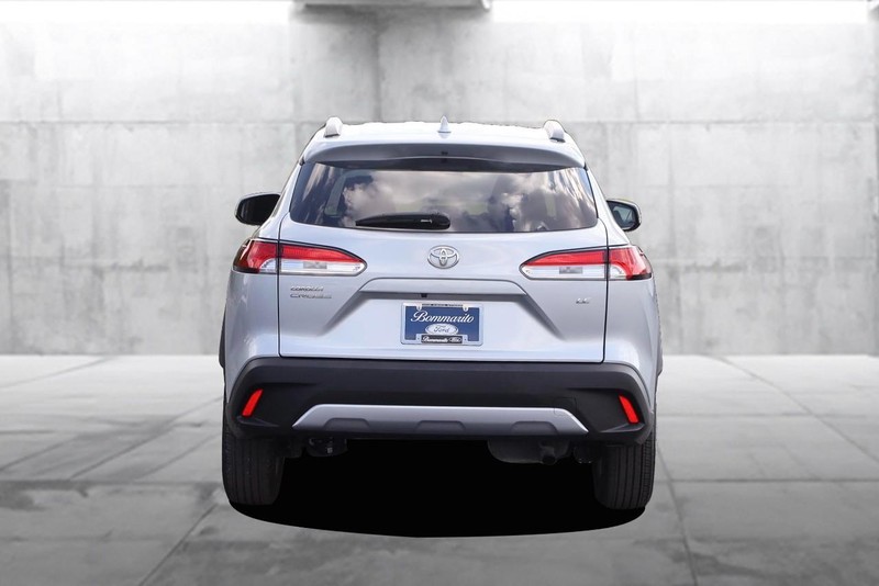 Toyota Corolla Cross Vehicle Image 06