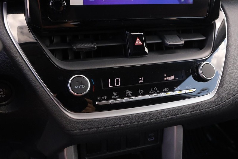 Toyota Corolla Cross Vehicle Image 16