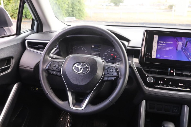 Toyota Corolla Cross Vehicle Image 20