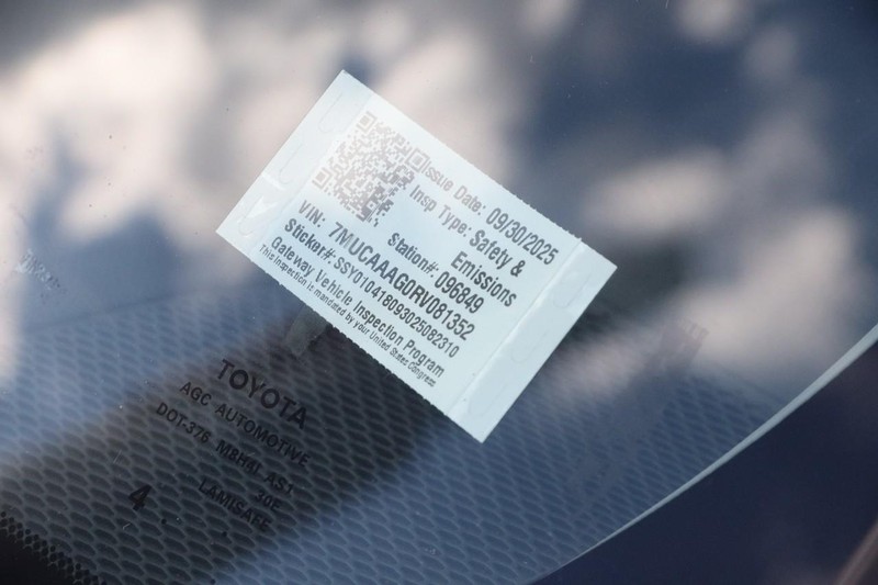 Toyota Corolla Cross Vehicle Image 26